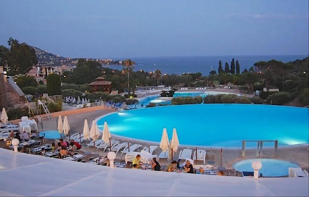 Perle Turquoise Apartment Saint-Raphael  France